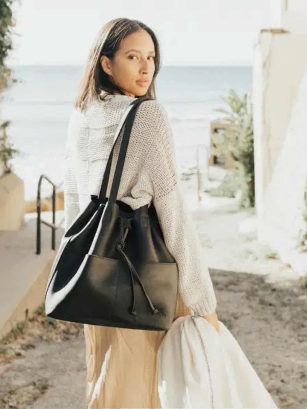 Parker Clay Emma Bucket Bag - Black Leather Shoulder Bag